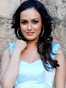 nisha 1