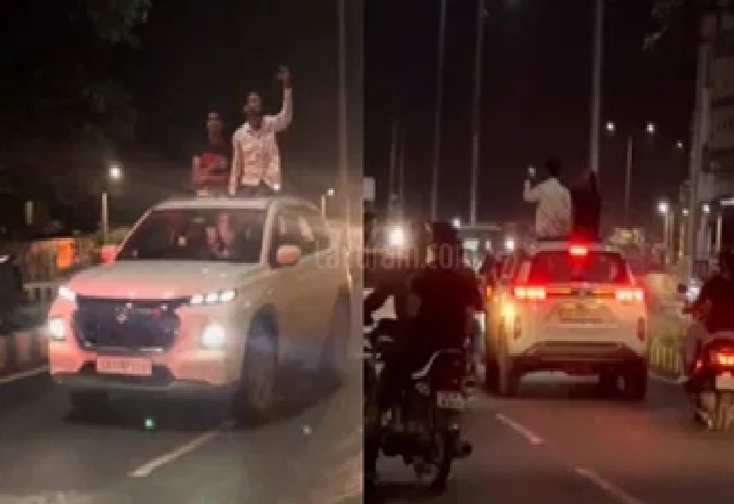 Couple Romance in River-View: Bilaspur's new river view becomes stunt and love point...! Young men doing stunts by opening the sun-roof of the car