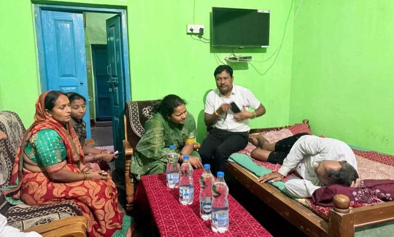 Euthanasia: BJP leader had asked for euthanasia...! Minister Laxmi Rajwade met him...referred to Raipur for better treatment