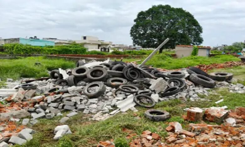 Big Land Scam: Land scam in Korba...! Plots sold by claiming them to be government land... Corporation demolished 19 illegal constructions