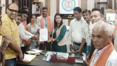 Bribery News: Video of bribery in Ambagarh Chowki goes viral...! Woman Sarpanch makes serious allegations against District Vice President Shankar Tiwari... Demand for action from the administration
