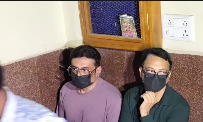 Liquor Scam Accused: Two accused of Jharkhand liquor scam presented in Raipur court...Watch VIDEO