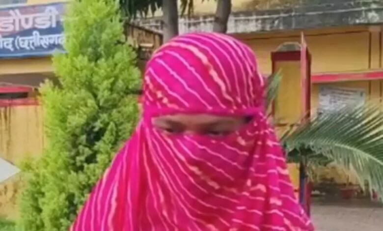 Allegation on Deputy Collector: Woman constable made serious allegations against Deputy Collector...! Talked about rape, abortion and economic exploitation