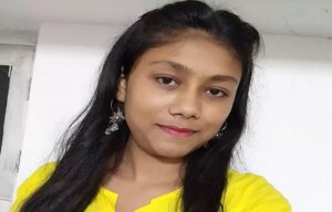 Eklavya Residential School: The body of the girl's hostel superintendent of Eklavya Residential School was found...! She committed suicide by hanging herself with a dupatta