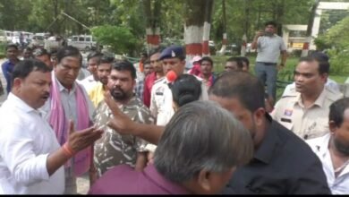 Adani Company: Adani Company's henchmen misbehaved with journalists...! Raigarh Press Club condemned it