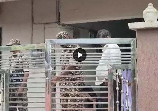 CG DMF Scam: Big action by ED...! 4 crore cash and 10 kg silver bricks recovered