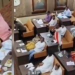 Raipur Nagar Nigam: The atmosphere heated up in the Municipal Corporation meeting...! BJP councilor Khagpati Soni presented a proposal to resign