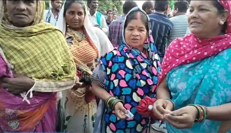 Vote Chor Gaddi Chhod: Promised Rs 300, got Rs 100...Video of women attending Congress rally goes viral...Listen to the video here