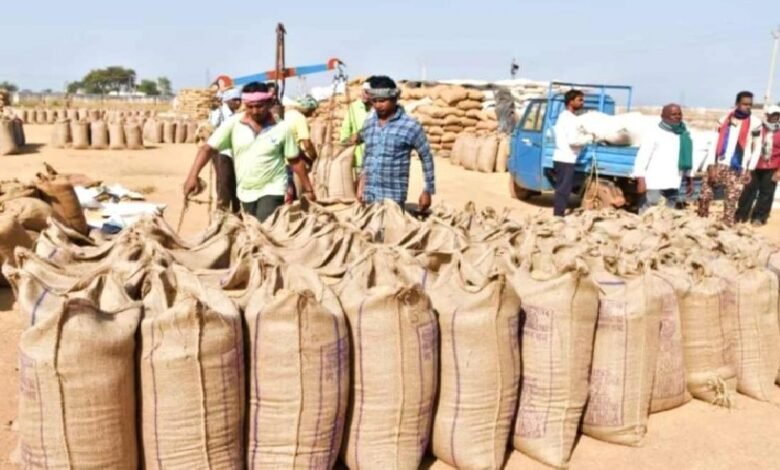 Paddy Purchase: Good news...preparations underway for historic paddy procurement! The process of purchasing paddy at the support price begins in November.