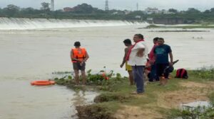 Anicut Dam: Younger brother jumps in to save his elder brother, swept away by strong currents! City police engaged in search.