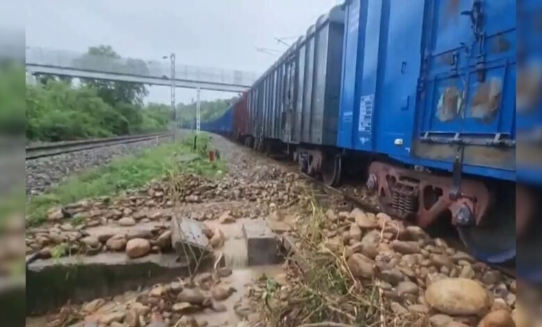 Goods Train Delayed: Heavy rains disrupt rail traffic in Bastar, Kirandul-Visakhapatnam train cancelled