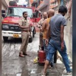 Cylinder Fire: Fire breaks out in the house of Muskan, accused in the infamous Saurabh murder case...father throws burning cylinder outside...major loss averted