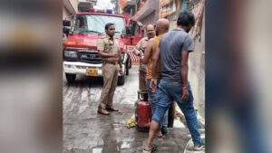 Cylinder Fire: Fire breaks out in the house of Muskan, accused in the infamous Saurabh murder case...father throws burning cylinder outside...major loss averted