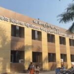 Unsafe Hospital: A shameful act against a female trainee doctor in Korba! Senior doctor accused of forcibly touching her... FIR registered