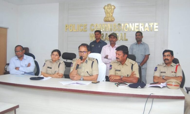 Maoist Surrenders: A major blow to the Maoists in Bastar! Manda Reuben, a Maoist with a bounty of 8 lakh rupees, surrenders.