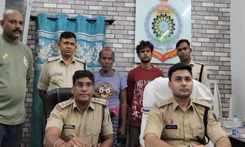 Raigarh NTPC: Compensation money became the cause of death...! Son strangled his father and grandmother to death