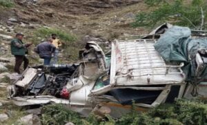 Big Accident: Horrific road accident, packed pickup falls into ditch, 8 devotees killed
