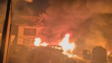 Major accident in Srinagar: Ammonium nitrate explodes at Nowgam police station, killing 10 people, including a police inspector.