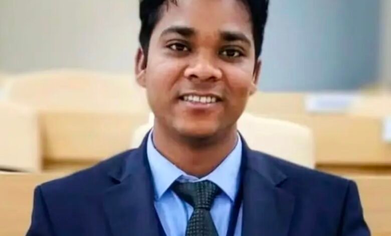 First Tribal IAS: Suresh Jagat of Korba, Chhattisgarh, became the first tribal IAS officer after the state's formation... achieving great success without coaching.