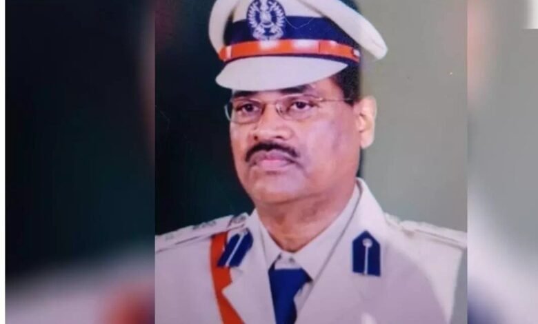 Passes Away: Big news...! Fire Services DIG Suresh Kumar Thakur passes away tragically...died of a heart attack