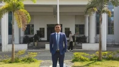 Advaita Foundation: From slum to the pinnacle of success! Raj's victory inspires...brings glory to Korba by securing 22nd rank in CGPSC