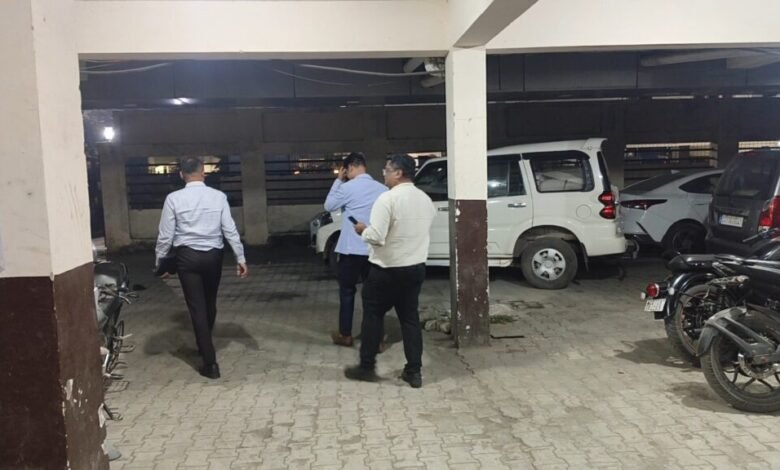 Raids on Coal Traders: GST team raids 11 locations of three major coal traders in Bilaspur...! The team's action is also linked to a case involving actress Ankita Lokhande's in-laws.