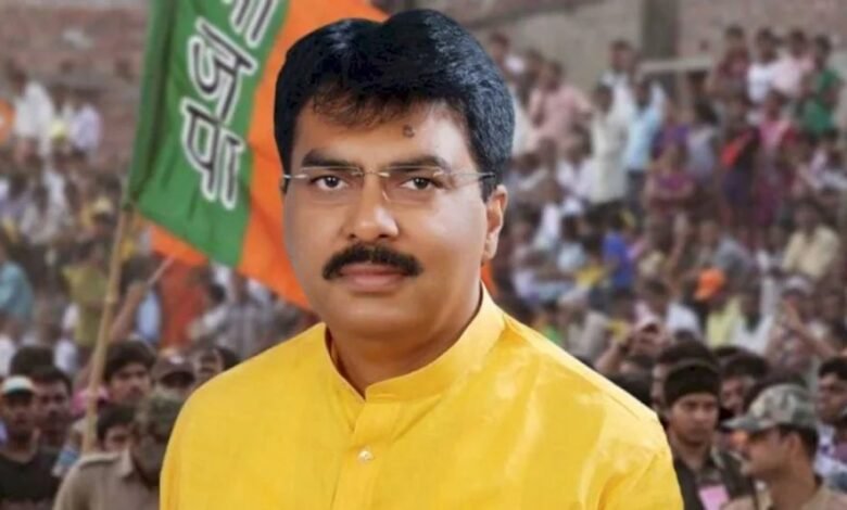 Big changes in the BJP: Breaking news... BJP makes major organizational changes in Bihar! Sanjay Sarawagi becomes state president.