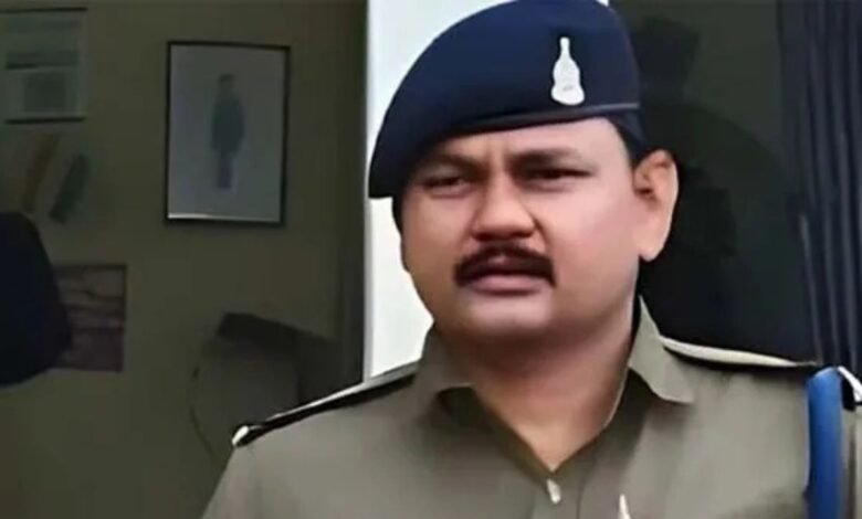 Justice For Women: Obscene act committed against a woman...! The accused police officer was suspended and then dismissed.