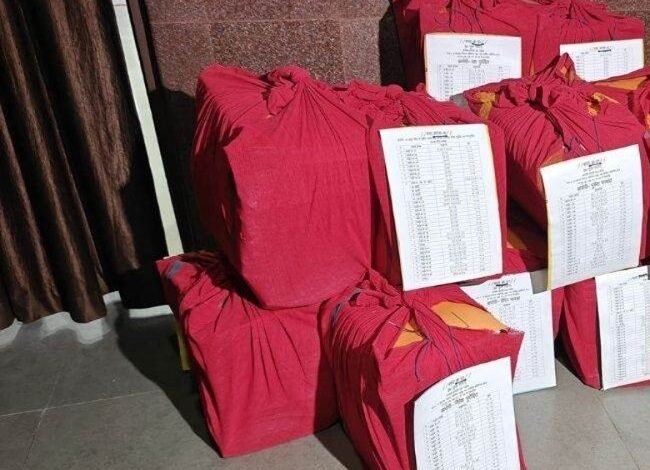 ED Action: 81 accused, including Saumya Chaurasia and Anil Tuteja, have been named... A 29,800-page charge sheet has been filed... Watch the lawyer's statement here (VIDEO).