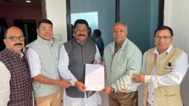 CBSE Teachers Promotion: MLA meets with teachers regarding CBSE teacher promotions...! Demand for intervention from the Chief Minister.