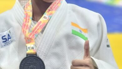 Inspiring Stories: Yogita Mandavi from Kondagaon receives the Prime Minister's National Children's Award...! She achieved this remarkable feat in Judo despite the death of her parents.
