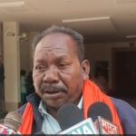 Korba Land Dispute: Villagers intensify protest over water, forests, and land rights...! Villagers reach Collector's public grievance redressal program... warn of further protests and road blockade.