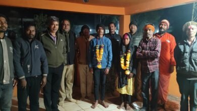 The Human Face of the Police: The humane side of the khaki uniform...! Wedding music played at Marwahi police station...the police became a shield for love...Watch the video here.