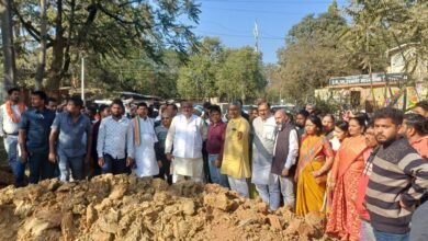 Small Shopkeepers: Small shopkeepers' anger against the municipal administration...! Businessmen take to the streets... Jaysingh Agrawal launches a scathing attack.