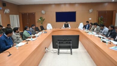 Collector Review: The Collector held a review meeting of urban local bodies...! Instructions were given to increase morning visits to make cities cleaner.