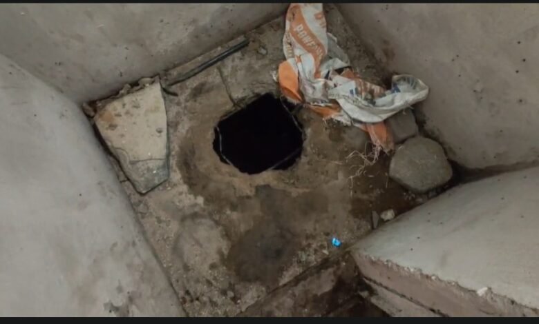 Child Dies in Septic Tank: Tragic incident from Raipur…! A 4-year-old girl died after falling into an open septic tank.