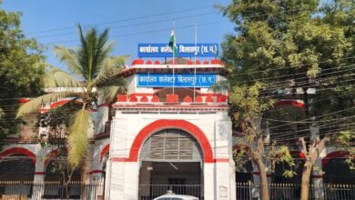 SDM Court: Chaos at Bilaspur SDM court...! Clerk accused of destroying judicial orders... Written complaint filed with the Collector.