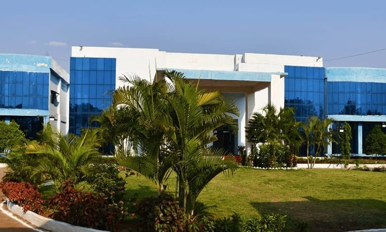 SIHM Raipur: Young people from Chhattisgarh will get placements in Oberoi, Taj, and Hyatt hotel groups... Last date to apply is March 25th.