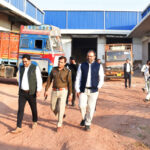 Strict Action: Breaking News...Major action in Mungeli! 14 rice mills sealed...more than 12,000 quintals of paddy seized.