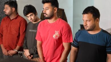 Gambling Bust: Big revelation of a gambling gang in Raipur...! 4 arrested with 17 lakh cash