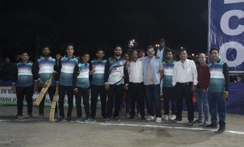 Keshwalal Mehta Cricket: The late Keshavlal Mehta Cricket Tournament resonated in Korba...! NTPC, Advocate 11, and Commissioner 11 won their matches.