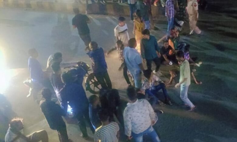 Construction Accident: Innocent child dies after wall collapses in Korba...! Two youths seriously injured...wall collapses after being hit by JCB