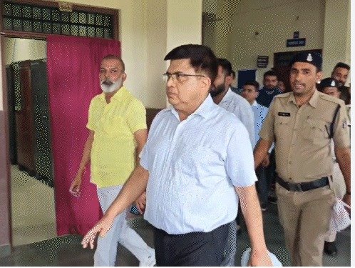 CG DMF scam: Former IAS officer Anil Tuteja arrested...! On police remand till 26th