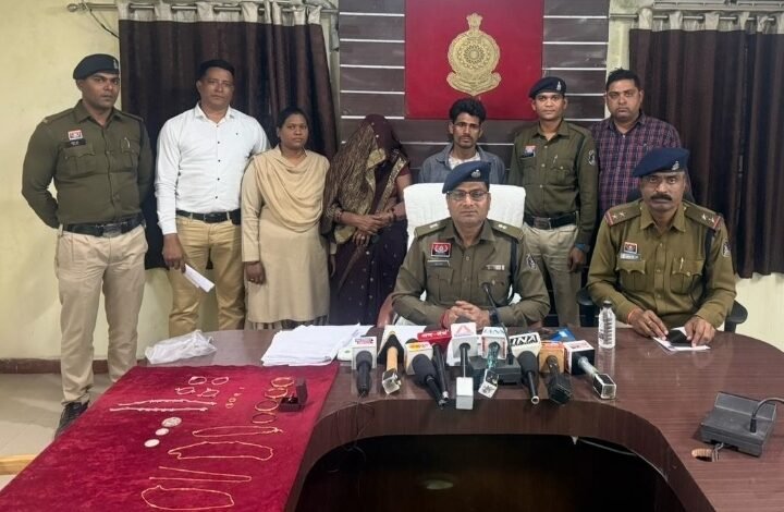 Theft Case: Korba Police make a major breakthrough...! ₹11 lakh stolen from an empty house... Mother and son arrested.