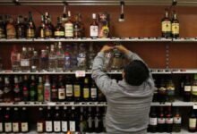 Liquor Policy 2026: Good news for liquor lovers in Chhattisgarh! The state government has revised its excise policy... now liquor will be available on Holi as well.