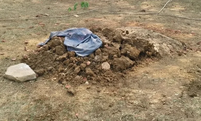 BALOD: Discovery of occult material at the burial site of an innocent child causes commotion, suspicion of tampering, investigation intensified