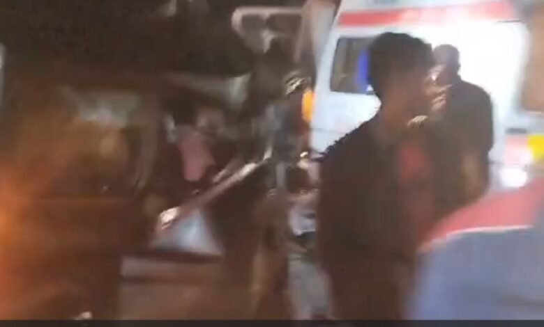 A horrific road accident on National Highway 719... Four people died on the spot... Watch the video here.