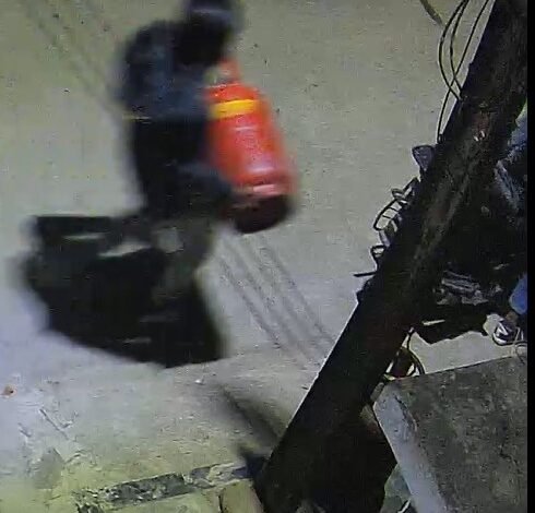 Cylinder Theft: Now even gas cylinders aren't safe...! 4 gas cylinders stolen from a lawyer's home... Watch VIDEO here.