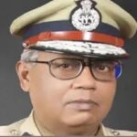 IPS Vishwa Ranjan: Senior IPS officer Vishwa Ranjan, former DGP of Chhattisgarh, passes away.