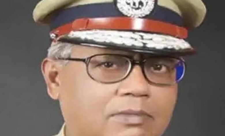 IPS Vishwa Ranjan: Senior IPS officer Vishwa Ranjan, former DGP of Chhattisgarh, passes away.